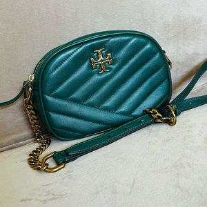 Tory Burch Kira Chevron Camera Bag